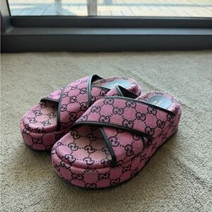 Gucci Pink and Black Logo Slides